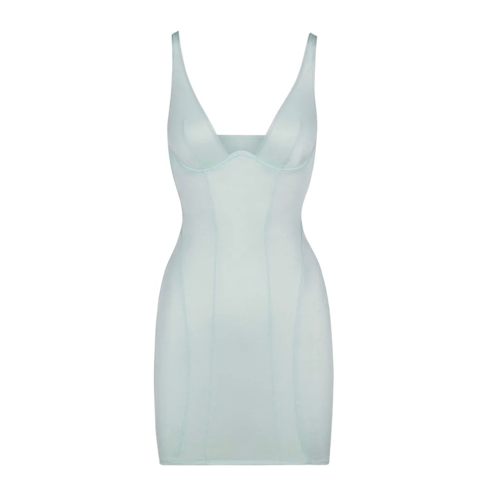 NWT Skims glissenette slip dress